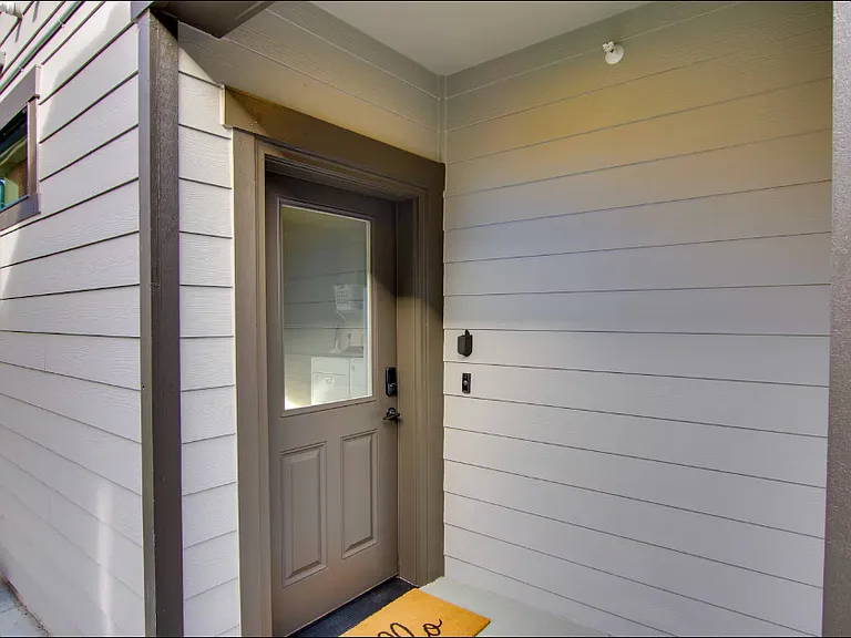 210 Tyler Ln #101 — Photo 2