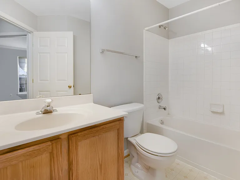 3730 Singleton Ter — Photo 10