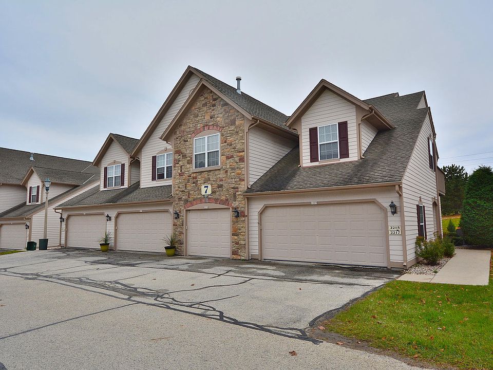 1st image of 2215 W Vista Bella Dr #102