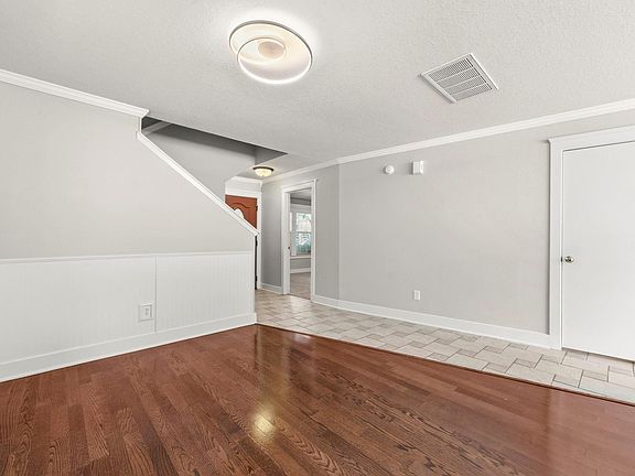 5th image of 26848 Manor Crest Ct