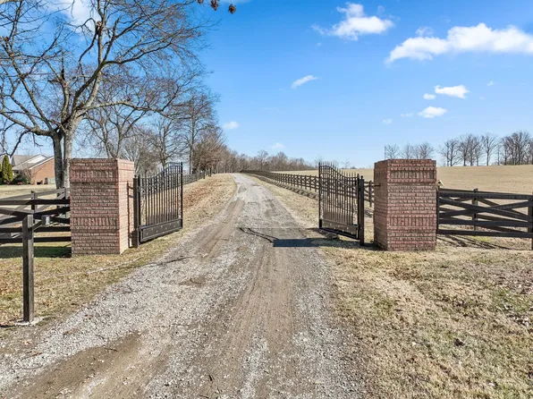 2049 Liebengood Rd, Goodlettsville, TN 37072