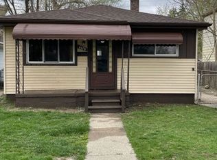 4678 Pelham St, Dearborn Heights, MI