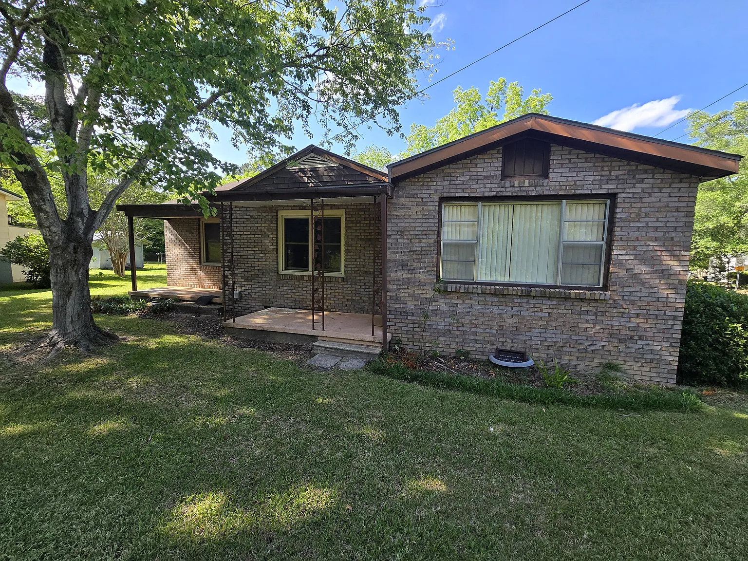 3 bed, 1526 sqft, $1,250 — Photo 1