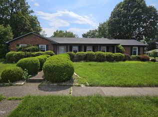 2804 Creekside Dr, Hickory Hill, KY 40241
