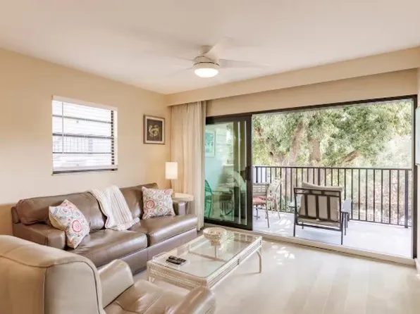 600 Neapolitan Way, Naples, FL