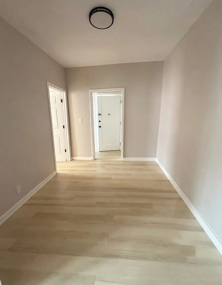 2 bed, 800 sqft, $2,500 — Photo 4