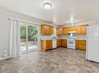 1728 Saint Augustine Ave, Fayetteville, NC 28304