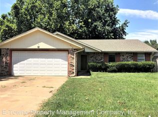 218 Tanglewood St, Enid, OK 73703