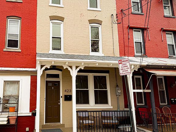 2nd image of 423 N Pine St