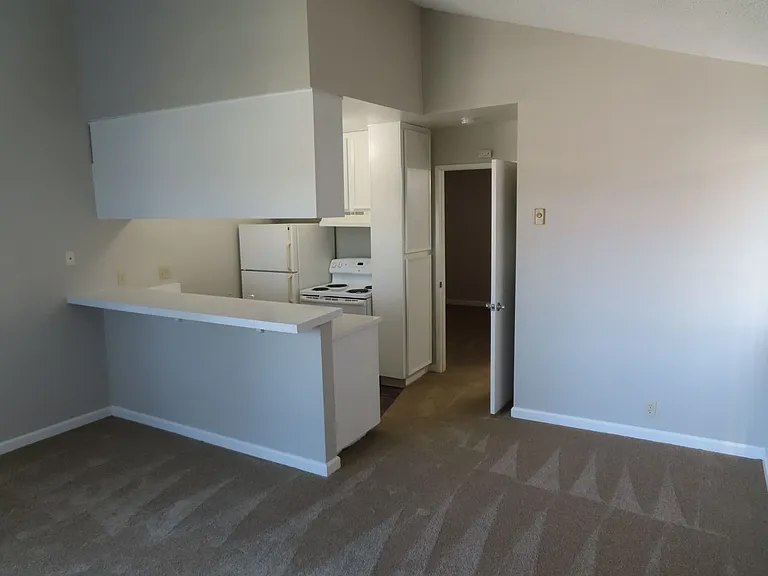 Mira Mesa (8835) — Photo 2