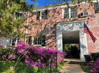 3239 Gunston Rd, Alexandria, VA 22302