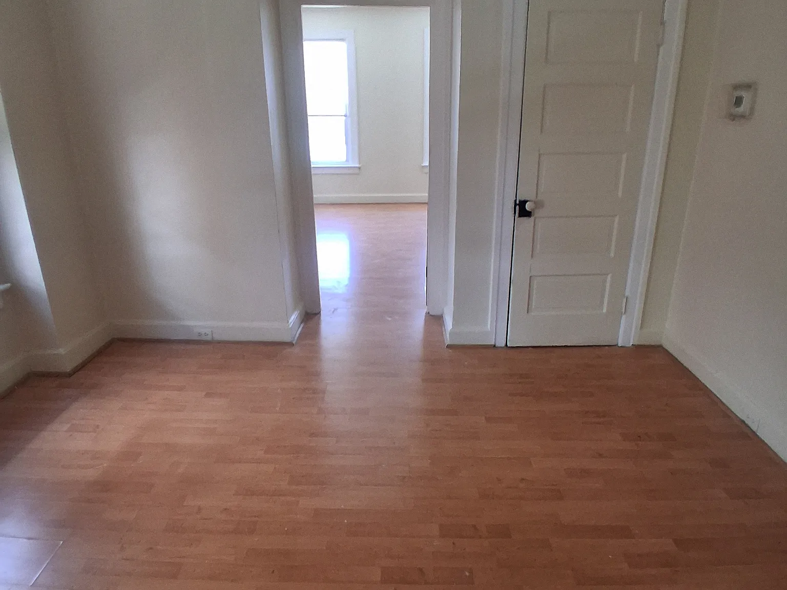 1 bed, $895 — Photo 4