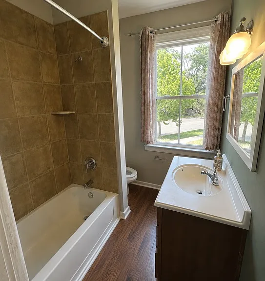 127 W Jackson St — Photo 7