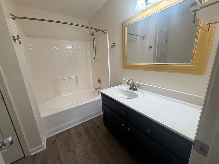 3290 Valencia Dr — Photo 24