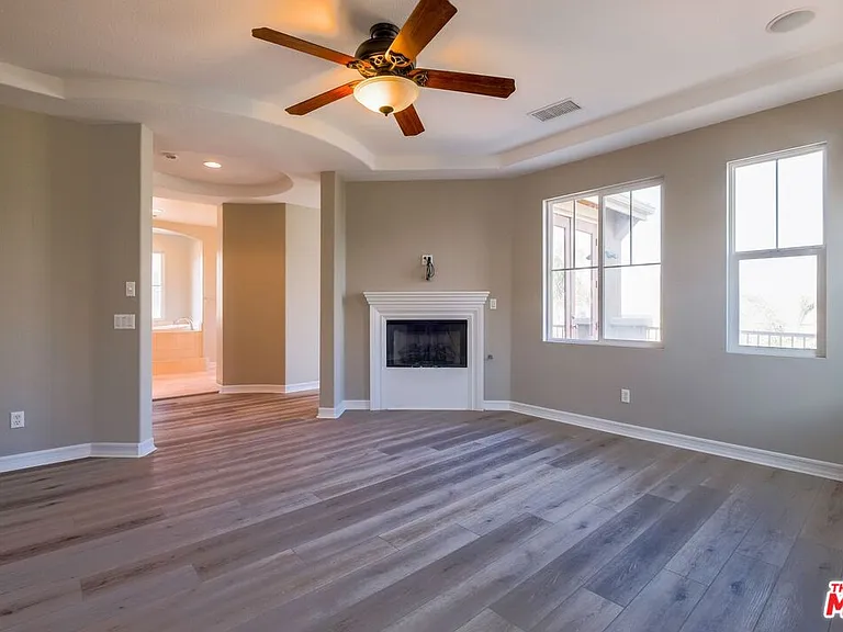 22430 Leisure Dr — Photo 27