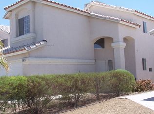 5707 Roundrock Dr, Las Vegas, NV 89142