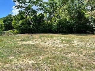 2nd image of 331 2nd Avenue