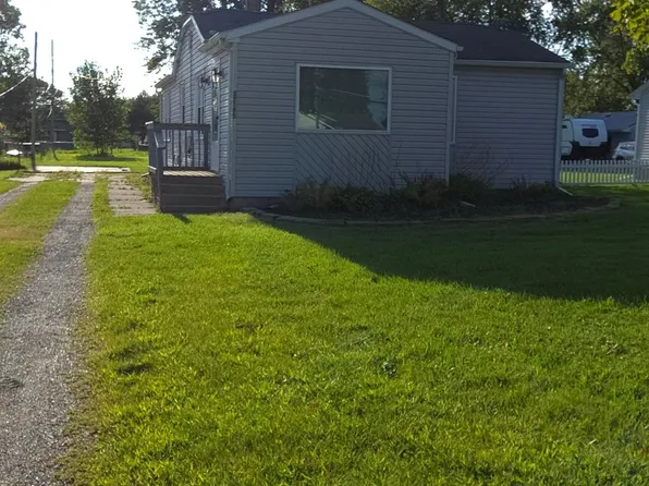 37185 Carpathia Blvd, Sterling Heights, MI 48310