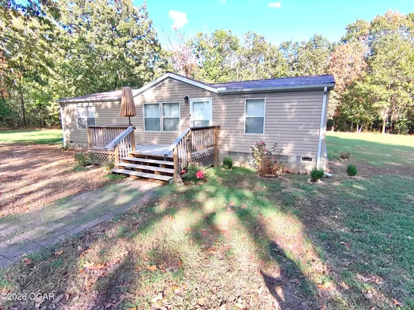 7899 Fair Port Ln, Neosho, MO 64850