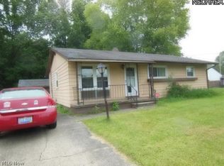 1483 Southwest Blvd SW, Warren, OH 44485