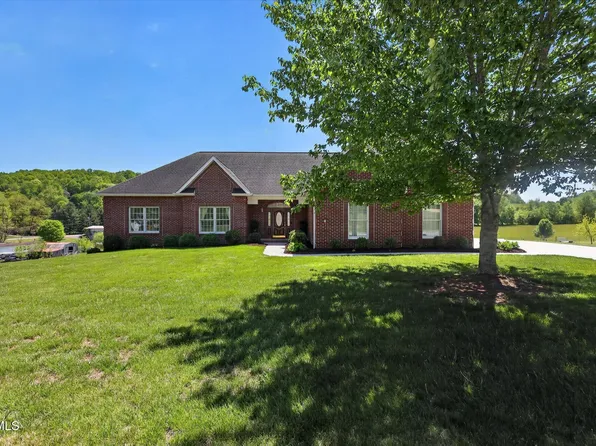 121 Sunnyfield Dr, Blountville, TN 37617