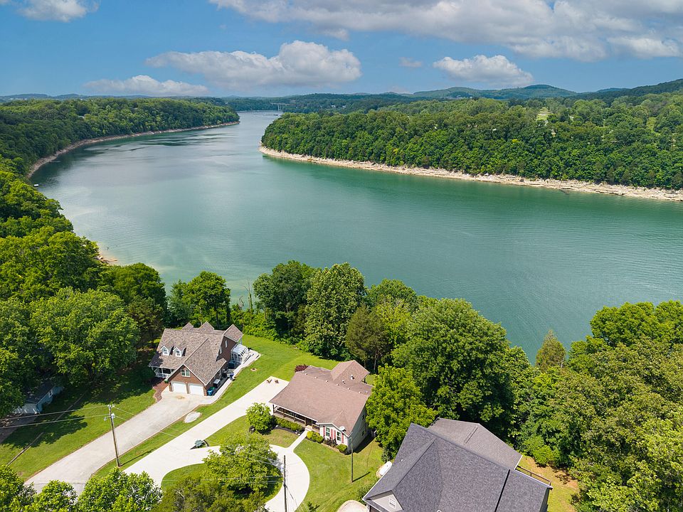 1st image of 120 Woodson Cove Dr