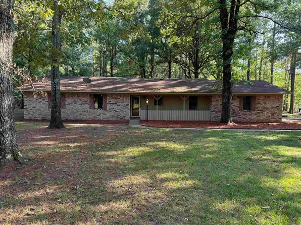 6914 Sailor Rd, Pine Bluff, AR 71603