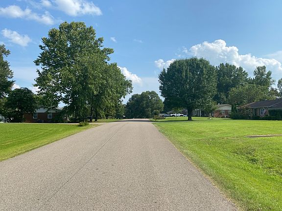 4th image of 190 Hillhurst Dr