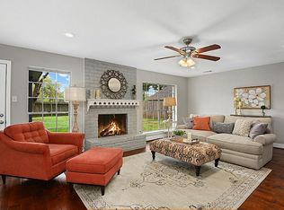 12418 Carriage Hill Dr, Houston, TX 77077