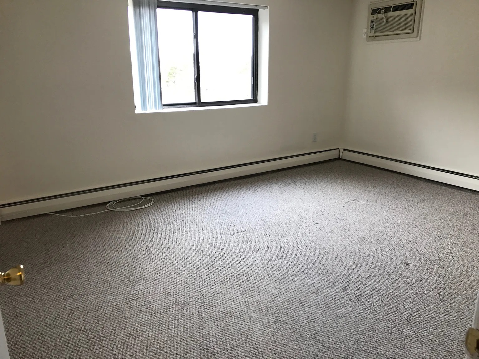 2 bed, 1100 sqft, $2,850 — Photo 3