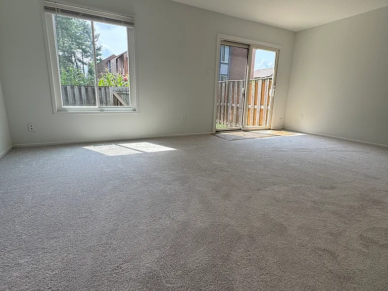 12454 Andover Ct — Photo 7