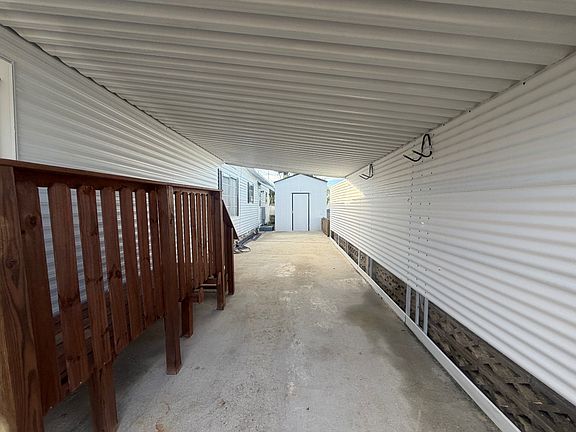 5th image of 918 Reed Canal Rd #321