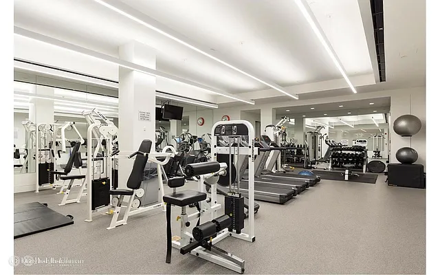 Rented by Douglas Elliman | media 27