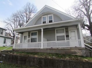 226/228 W Chestnut St, St Joseph, MO 64505