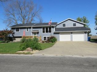 308 E Ririe Pl, Flanagan, IL 61740