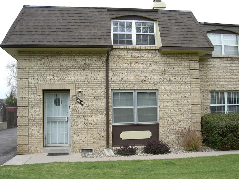 5589 S Lowell Blvd — Photo 1