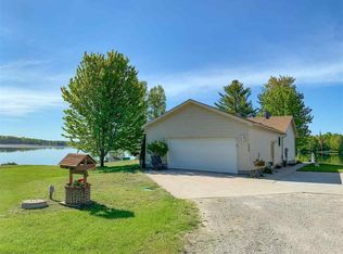 3950 Agnes Rd, Cheboygan, MI 49721