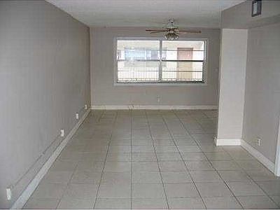 2nd image of 1100 SE 4th Ave APT 35