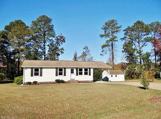 6790 Hilltop Dr, Gloucester, VA 23061