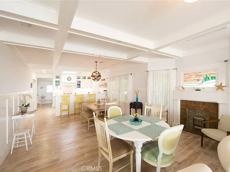 2219 Ocean Ave — Photo 8