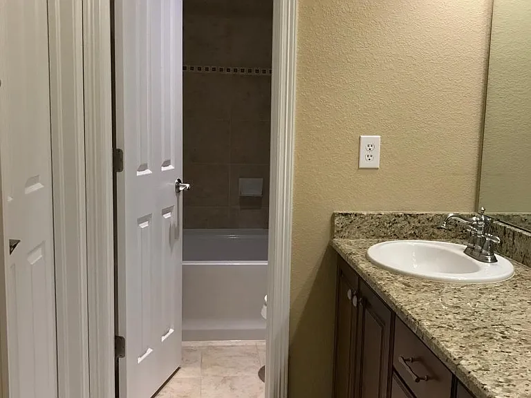 3rd Bath Room
