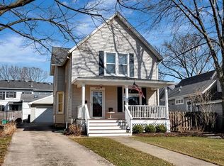 4725 Highland Ave, Downers Grove, IL 60515