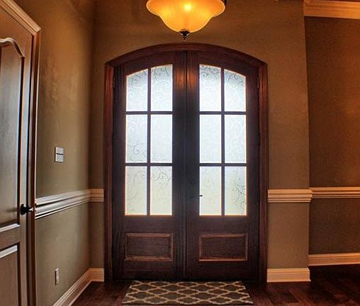 3rd image of 401 Drury Ln