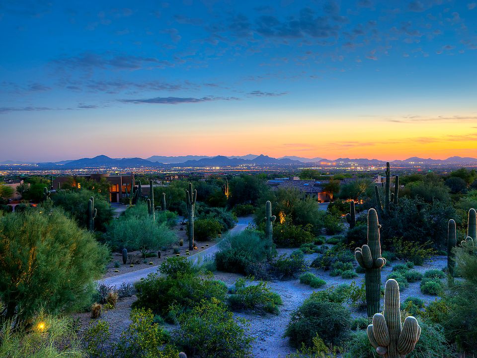360 views of the valley!