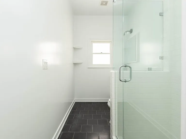 414 N Curson Ave #208 — Photo 7
