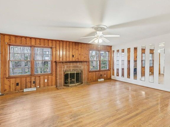 3rd image of 209 High House Rd