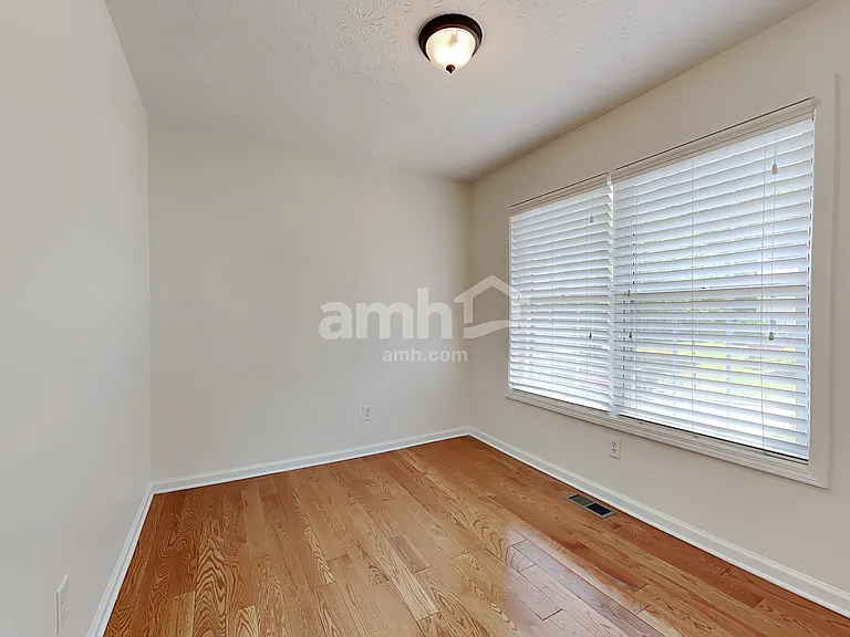 5810 Stephens Mill Dr — Photo 16