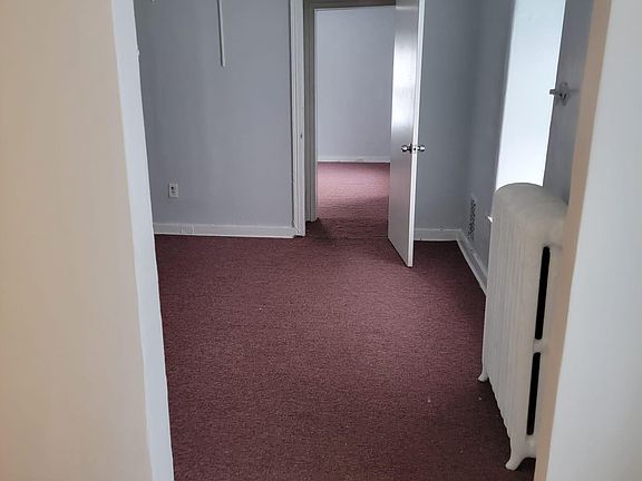 4th image of 4841 Germantown Ave #B