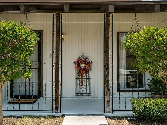 3rd image of 5411 Cerro Vista St
