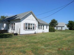 510 1st St, Sutherland, NE 69165